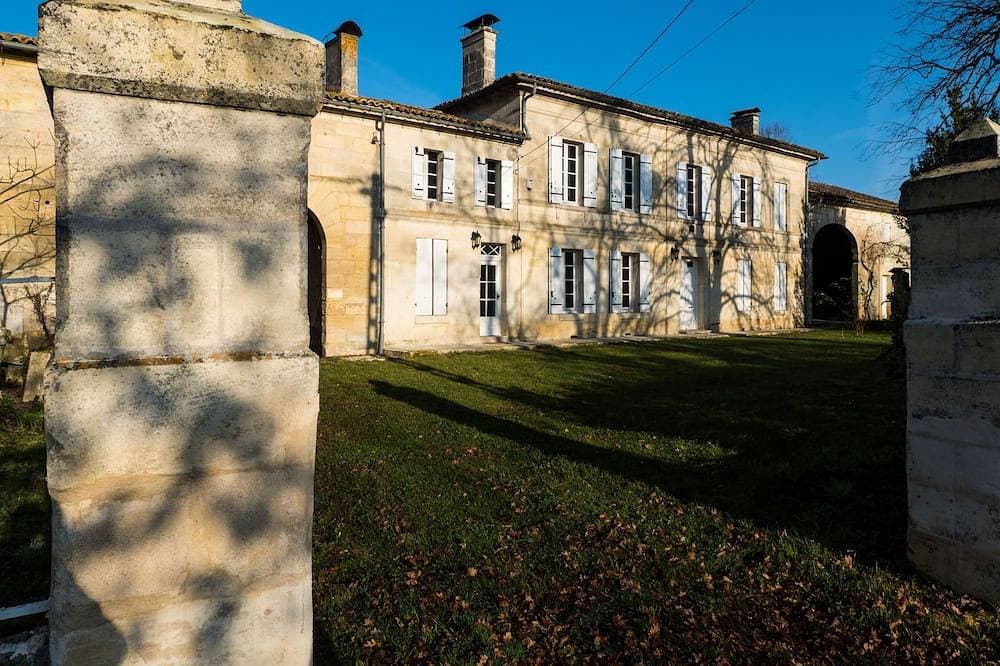Französisch Bauernhaus in der Nähe von St Emilion 1860 erbaut mit dem Charme der Weinberge 1