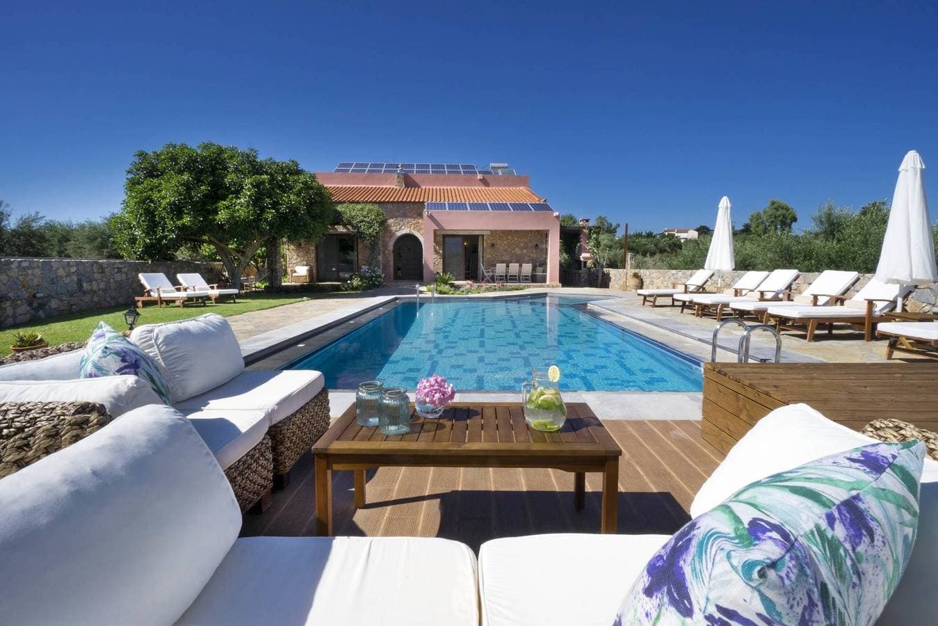 Foto 2 von 24: Villa für 10 Personen mit Garten