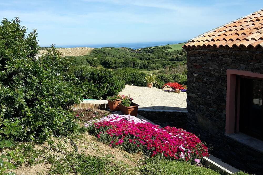 Foto 8 von 30: Frei stehendes Ferienhaus mit Meerblick