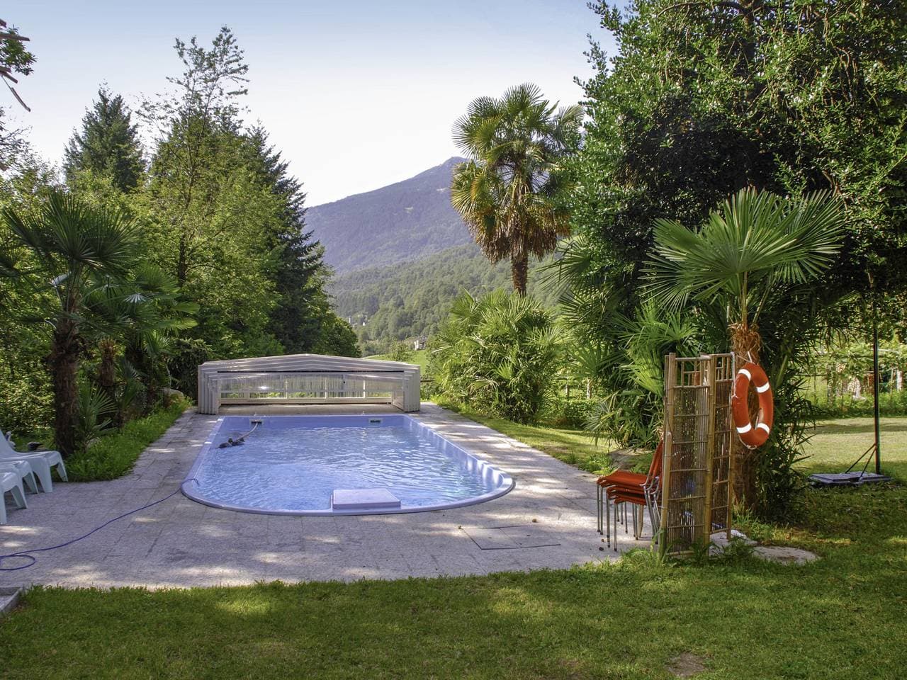 Foto 5 von 27: Poolside