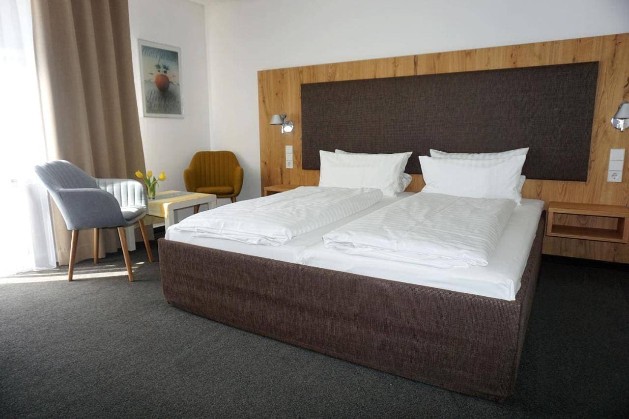 Foto 6 von 9: Double Room with Lake View