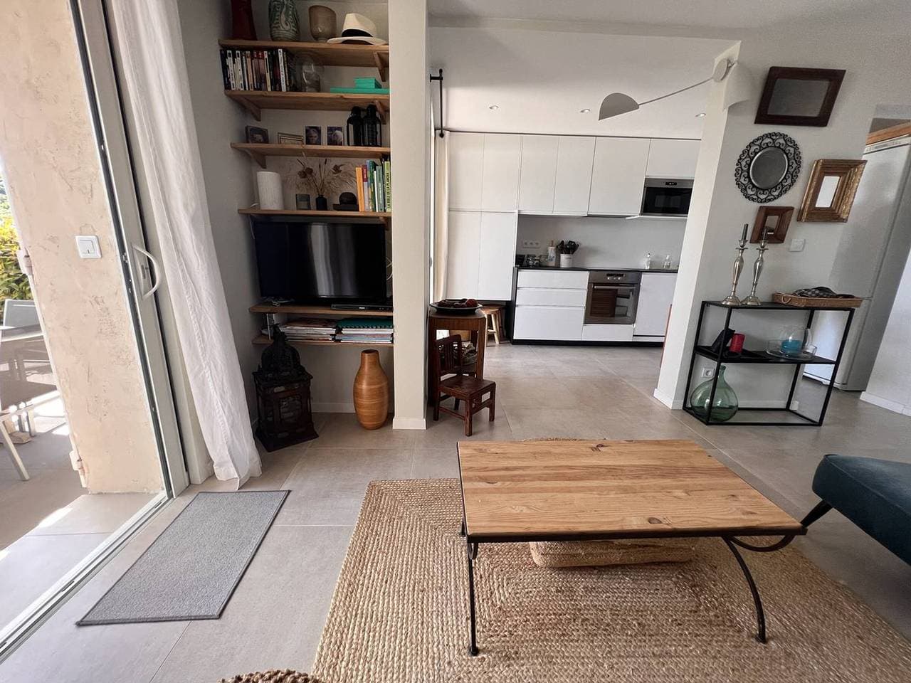 Foto 5 von 11: Mas mit 2 Schlafzimmern, Pool, Tennis, Parkplatz und WLAN