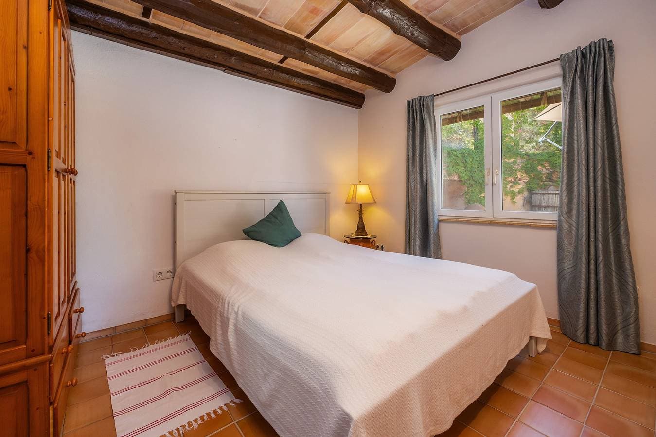 Foto 12 von 28: Ferienwohnung „Individual Guesthouse Mallorca“ mit Bergblick, Pool und WLAN