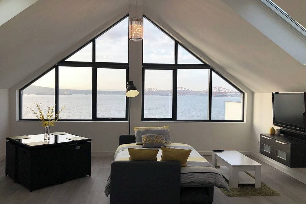 Foto 3 von 17: Das Wee Glasshouse ist ein modernes Studio-Apartment an der Küste von Fife.