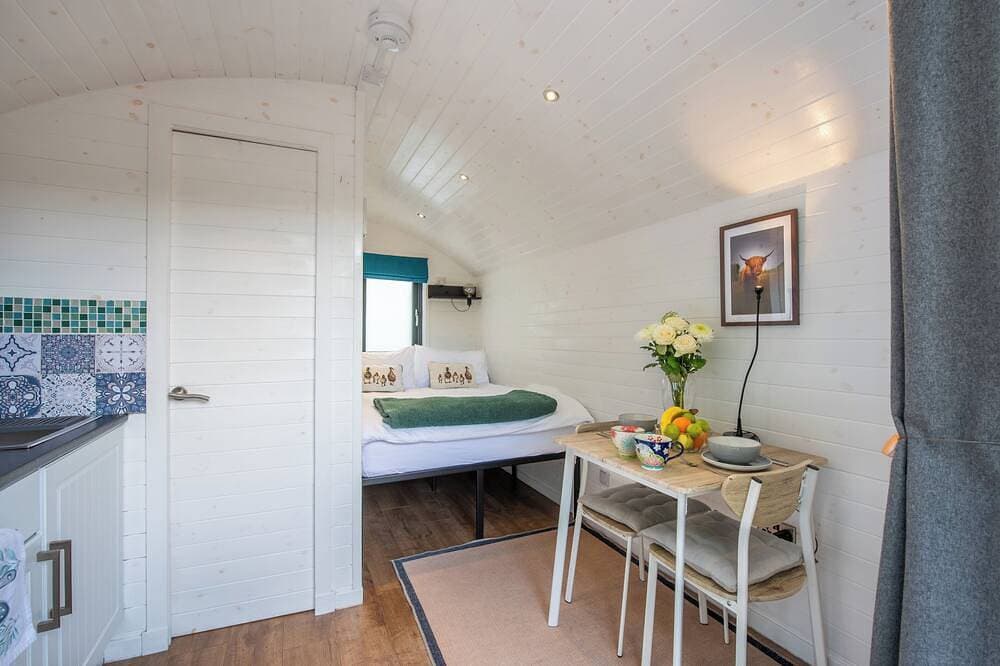 Foto 2 von 24: Hideaway pod near Loch Ness for a tranquil retreat, with private garden