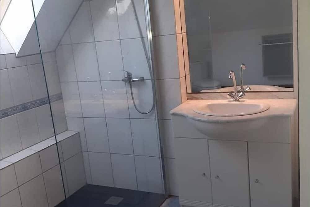 Foto 6 von 26: Gîte de la Colombière : Location Saisonnière Pour 6 Personnes au Calme à Lieurey