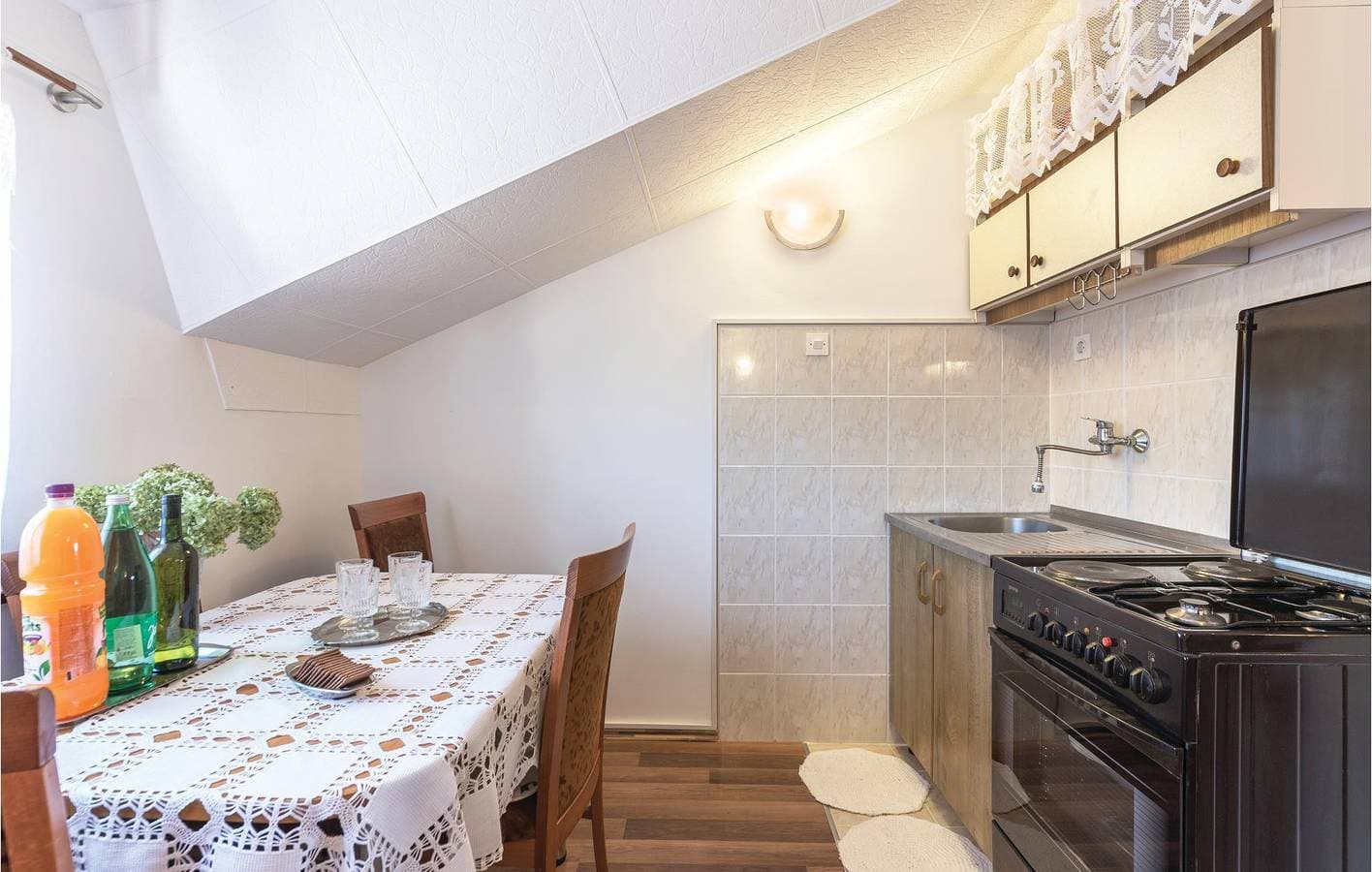 Foto 7 von 21: Gemütliche Ferienwohnung mit Terrasse, WLAN und Parkplatz in der Nähe der Küste und des Stadtzentrums