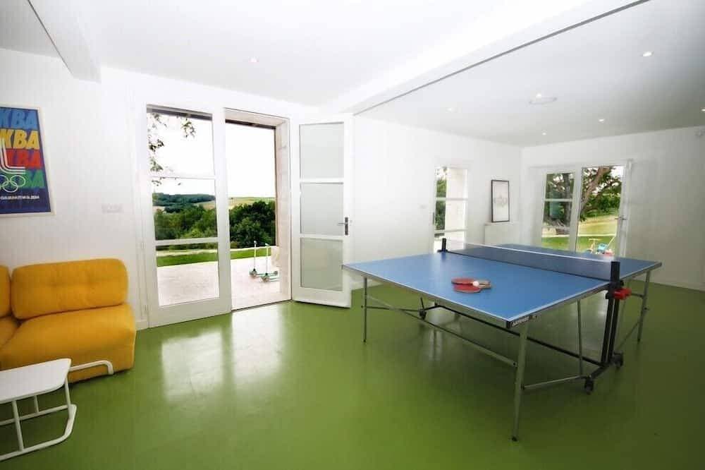 Foto 6 von 30: Boutique-Bauernhaus für 20 Personen: beheizte Außen- und Innenpools, Whirlpool, Tennis, Klimaanlage