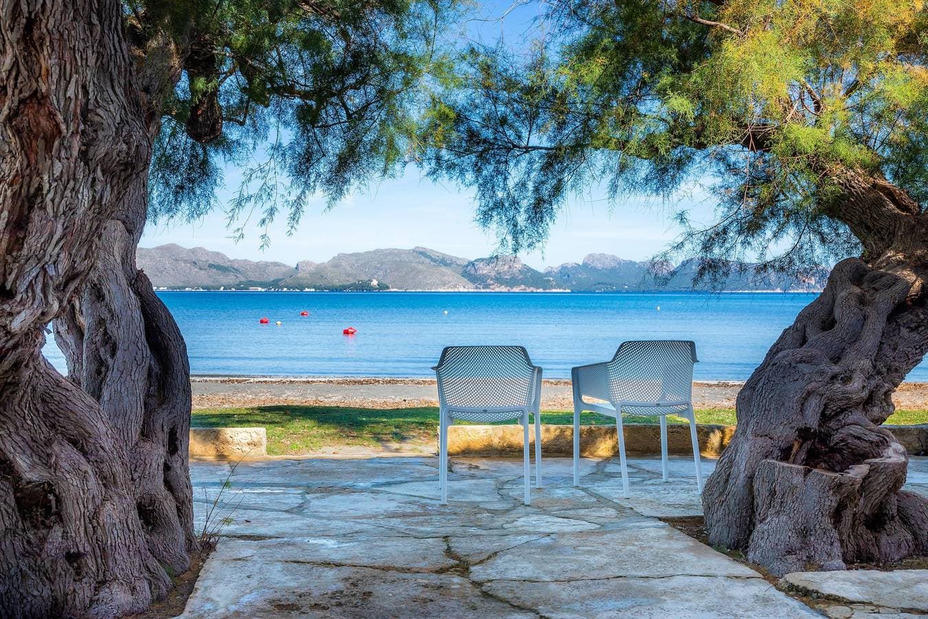 Foto 4 von 25: Ferienhaus am Strand "Sa Marina" mit Meerblick, Terrassen, Garten