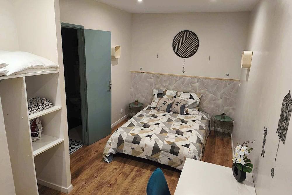 Foto 2 von 17: Ground-Floor Apt for 2 · Free Private Parking