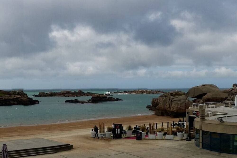 Foto 8 von 11: Neu: Schöne Ferienwohnung für 4 Personen am Strand, Super Meerblick