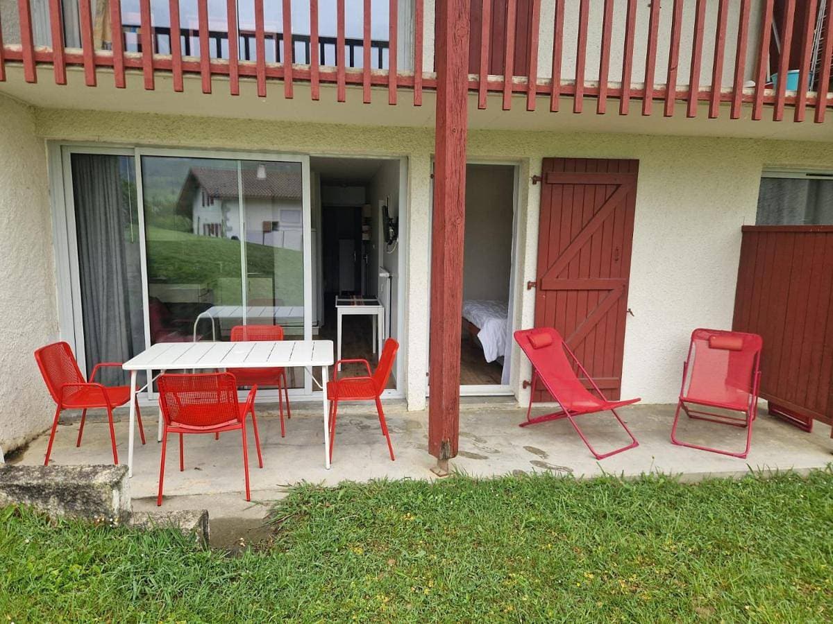 Foto 3 von 16: Two-Bedroom Apartment