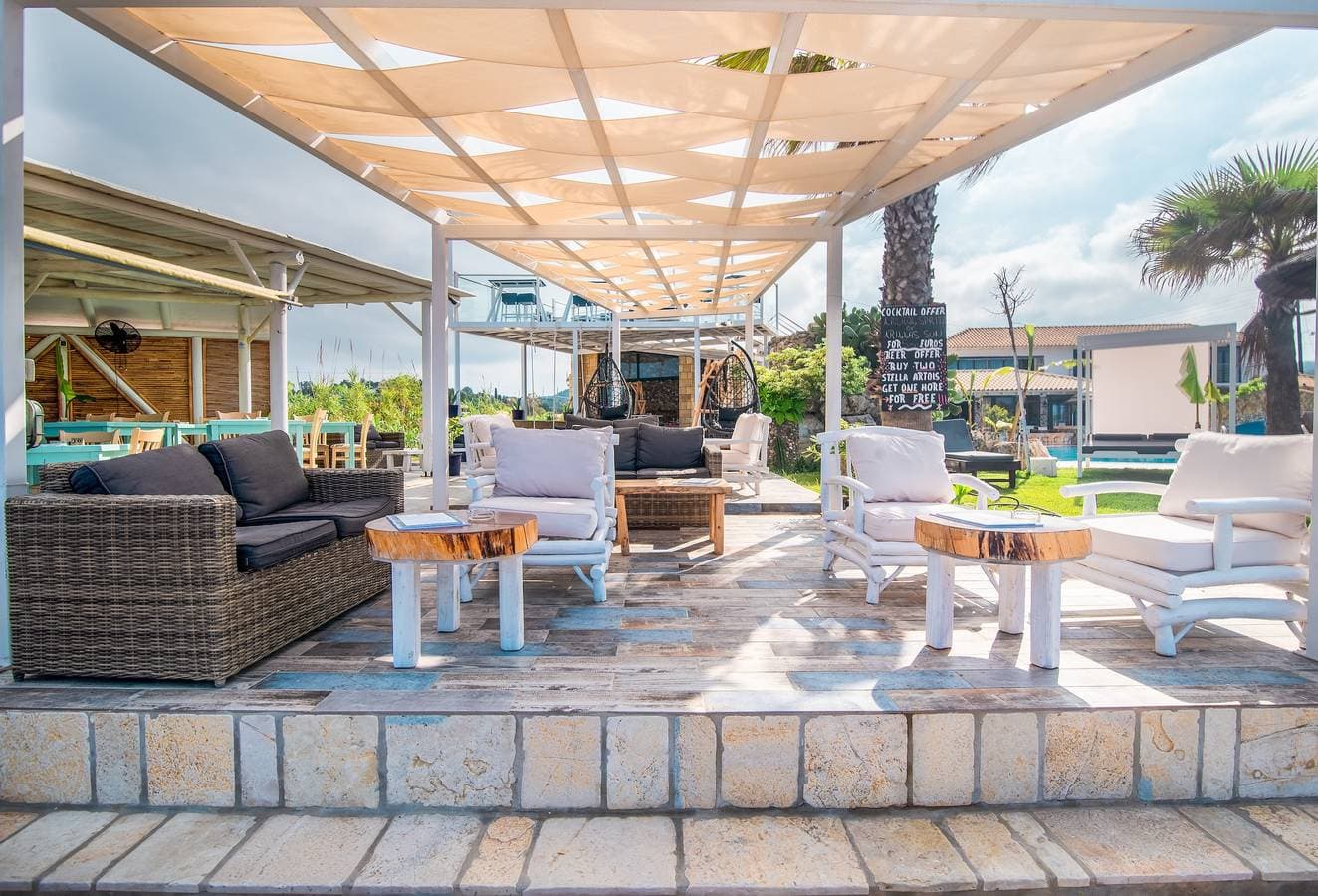 Foto 12 von 23: Mirage Arillas Studio Typ B14' mit Meerblick, Gemeinschaftspool und WLAN