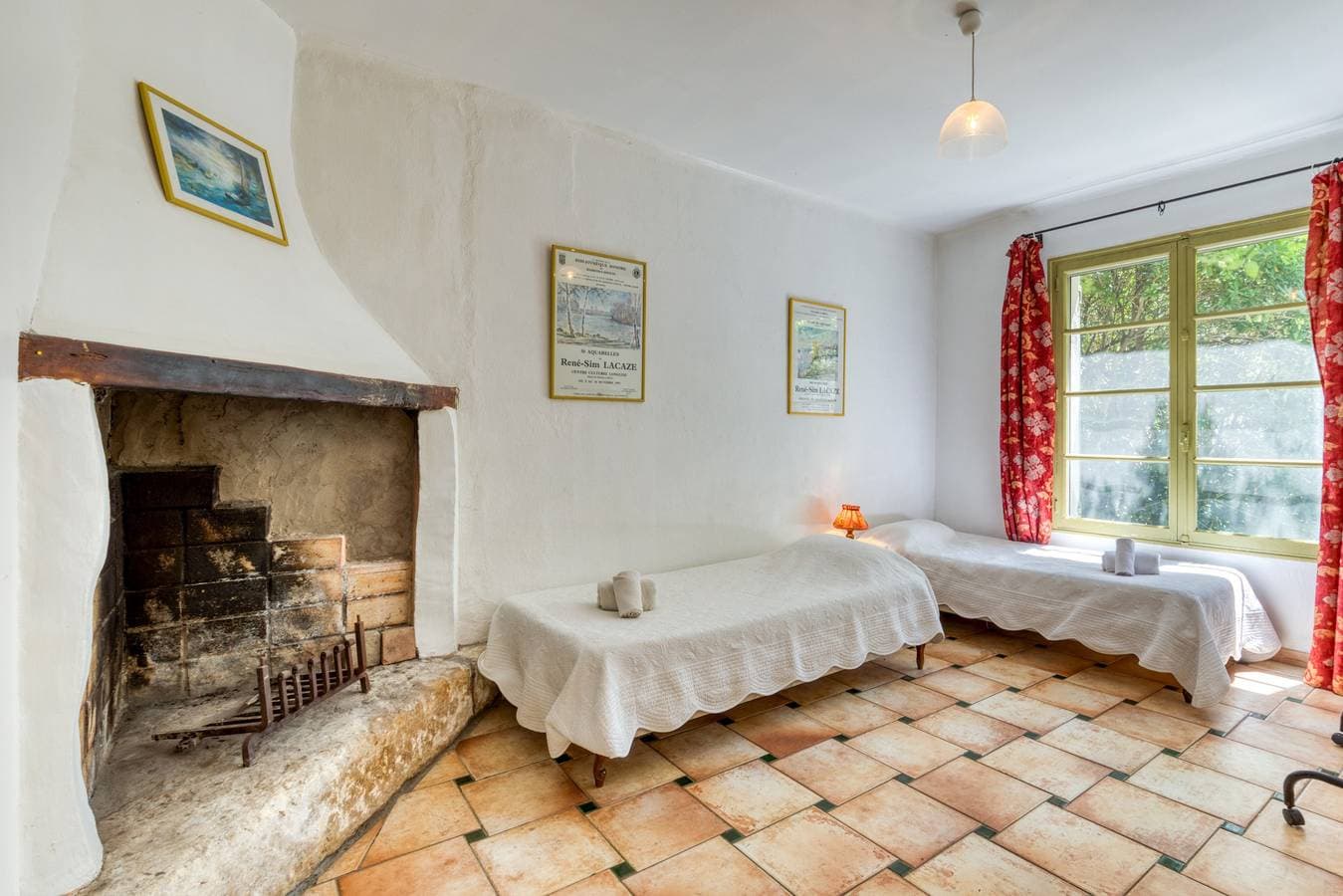 Foto 3 von 25: Ferienhaus 'Réattu' mit Gemeinschaftspool, WLAN und Klimaanlage
