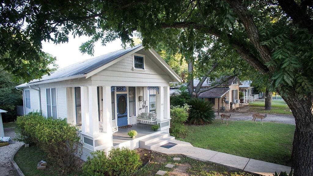 Foto 13 von 27: Float the Comal River, beliebtes Haus, kostenlose Röhren, gratis WiFi