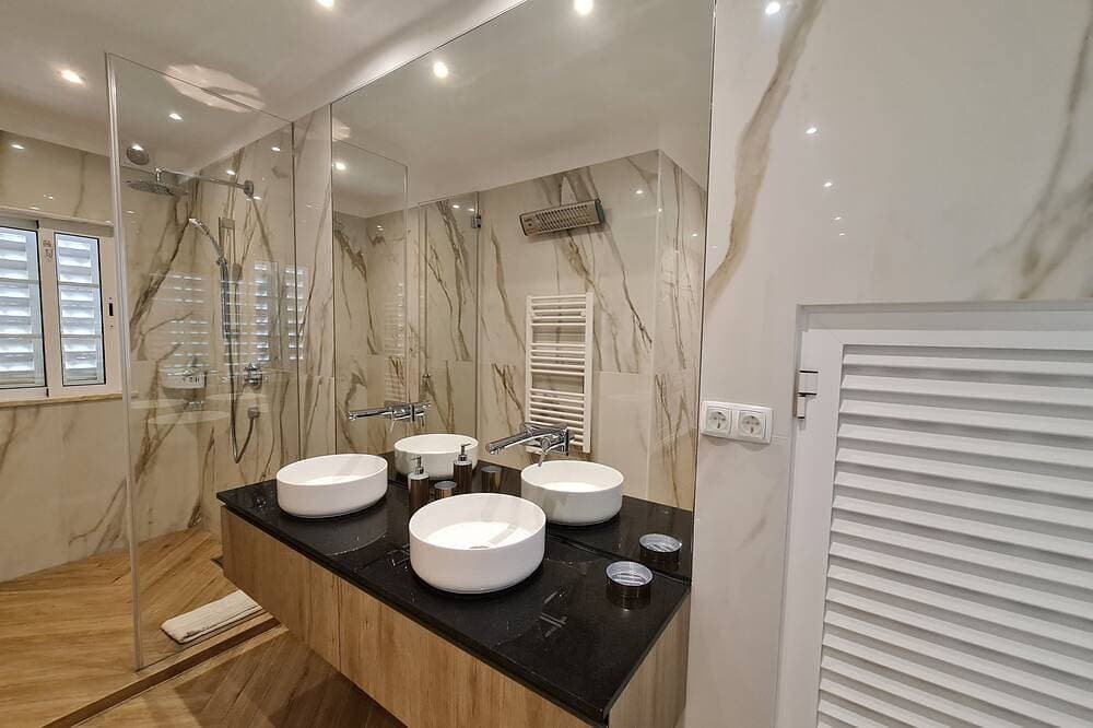 Foto 12 von 30: Traumhafte Villa mit Meerblick, privater Pool, Klimaanlage, Heizung & WLAN