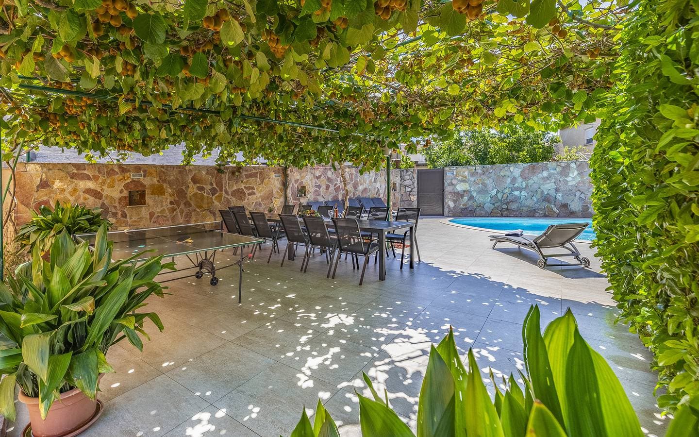 Foto 8 von 57: Villa für 13 Personen mit Pool