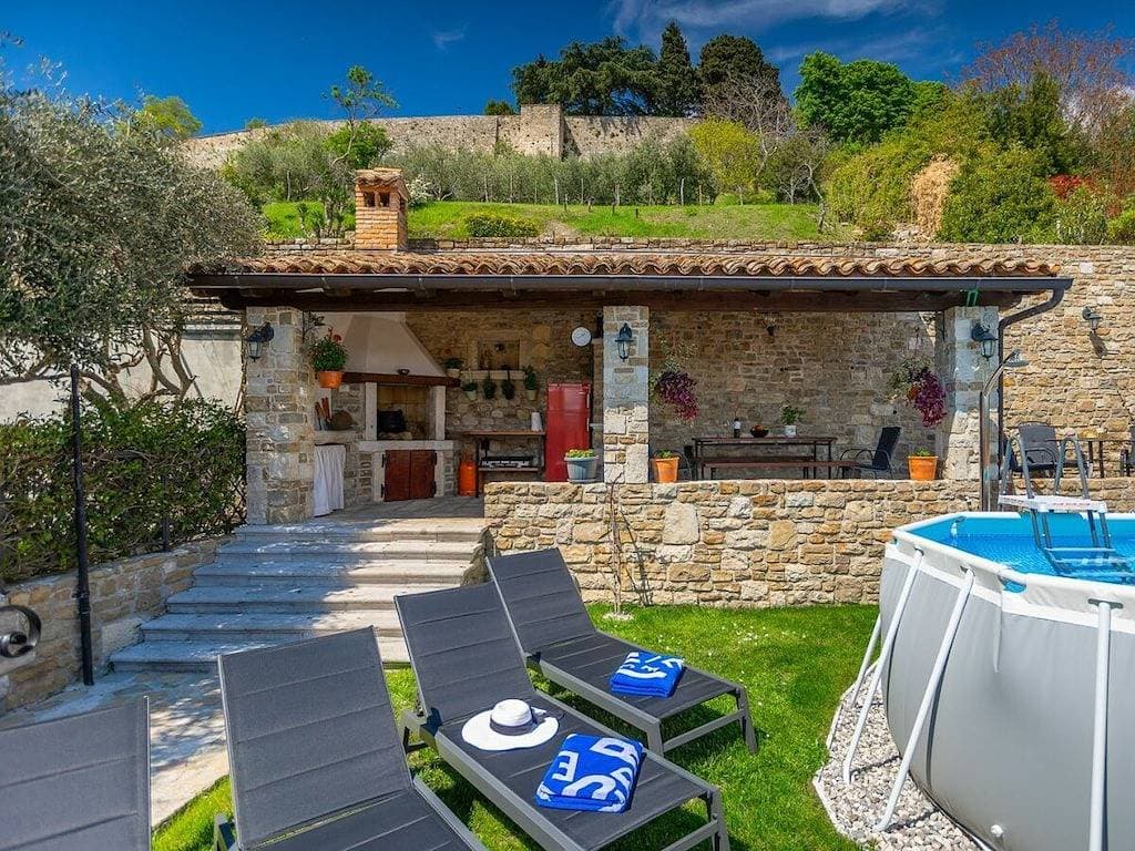 Villa Pietro Montona 1