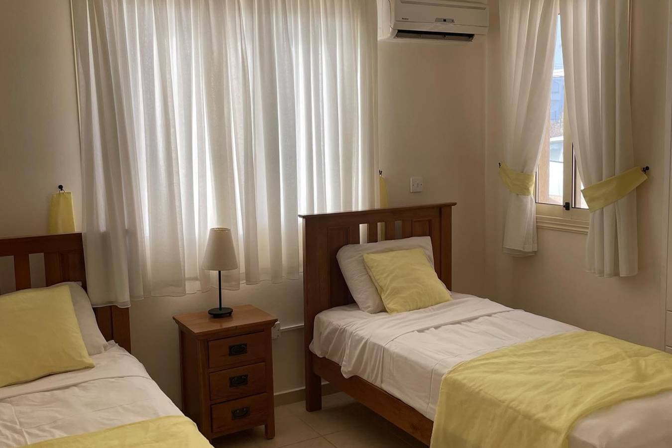 Foto 6 von 22: Ferienwohnung für 4 Personen mit Terrasse