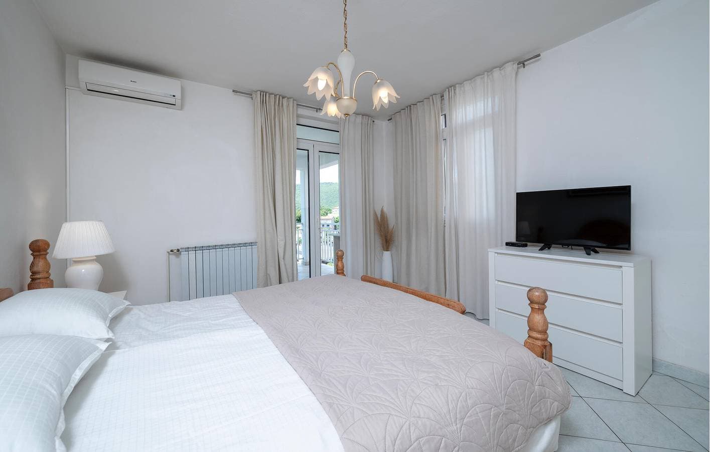 Foto 10 von 20: Gemütliches Apartment mit Meerblick, Terrasse, WLAN und Parkplatz – 200 m vom Strand entfernt