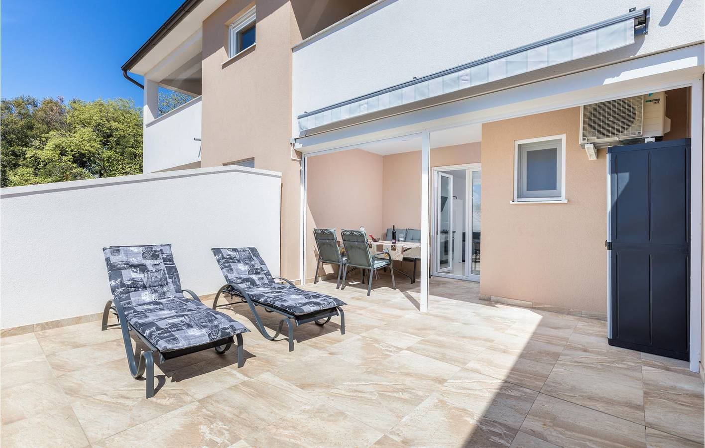 Foto 3 von 23: Gemütliche Ferienwohnung mit Terrasse, WLAN und in der Nähe eines FKK-Strandes