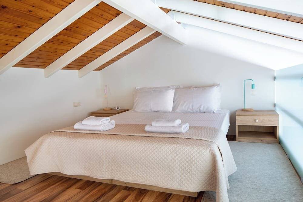 Foto 4 von 30: Villa Elihrisos-Ruhige&geräumige Villa| Großer privater beheizter Pool&Whirlpool