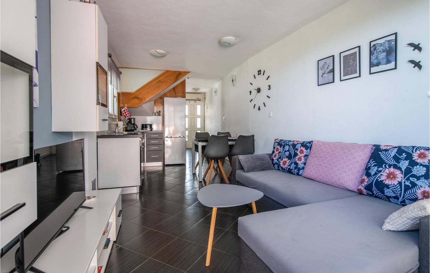 Foto 4 von 15: Gemütliche Ferienwohnung mit Terrasse, WLAN und Parkplatz in der Nähe eines Restaurants