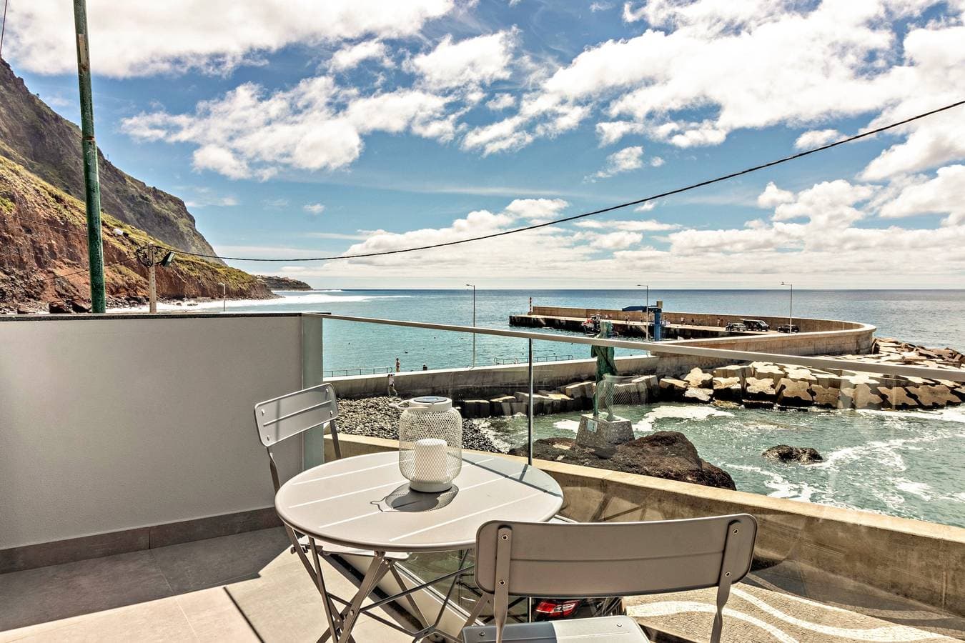 Foto 2 von 26: Ferienhaus 'Casa Homem Do Mar' mit Meerblick, Balkon und WLAN