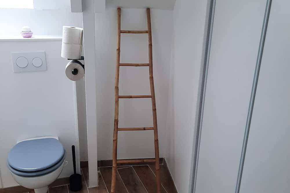 Foto 10 von 30: La Rose des Vents\" duplex apartment with sea view and Arromanches pontoons