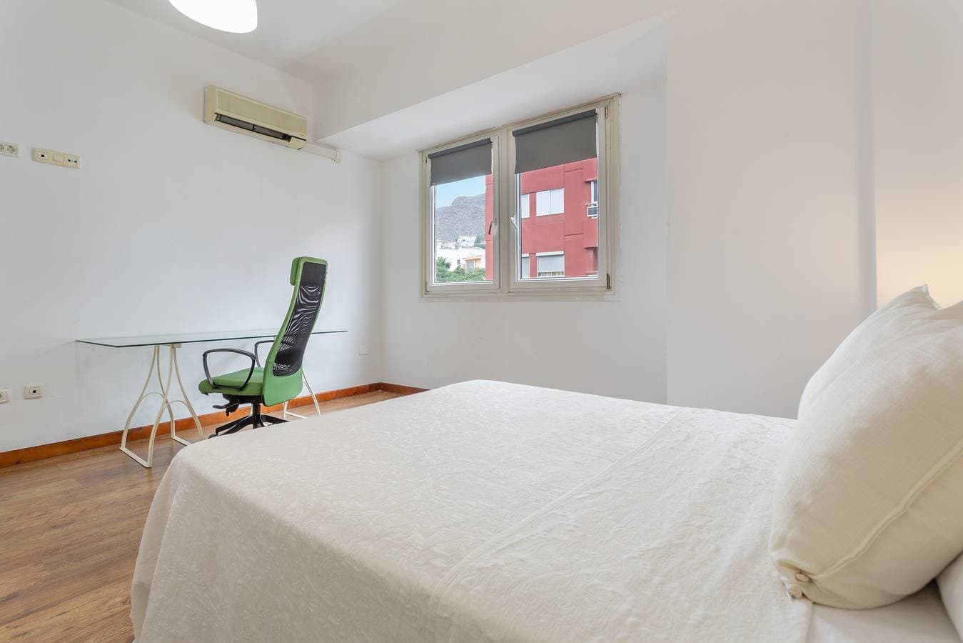 Foto 12 von 28: Ferienwohnung 'Piso En Pleno Centro' mit Balkon, WLAN und Klimaanlage