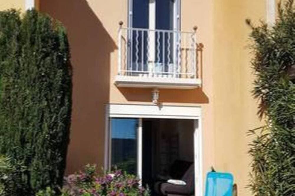 Foto 7 von 16: Haus mit Meerblick, Pool, Garten und Tennis - für 4 Personen