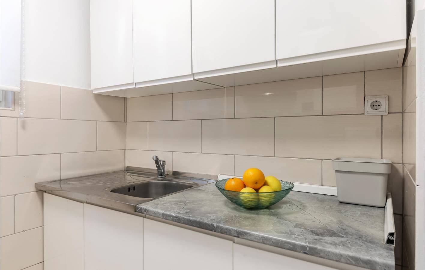 Foto 12 von 24: Gemütliche Ferienwohnung mit Terrasse, WLAN, Parkplatz, 1 km vom Strand Bijela entfernt