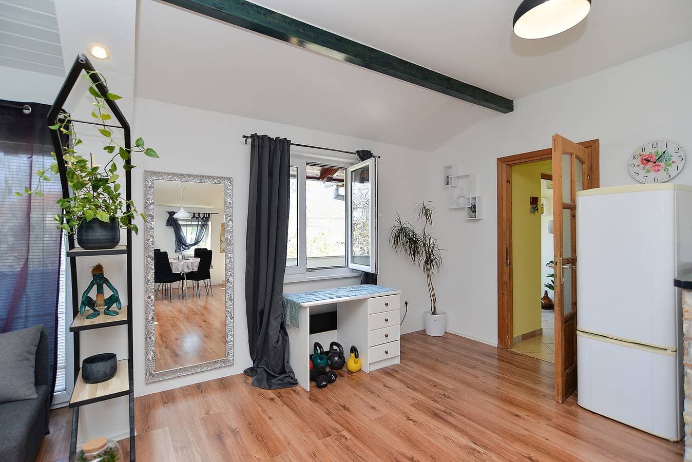 Foto 13 von 36: Ferienwohnung für 5 Personen mit Terrasse