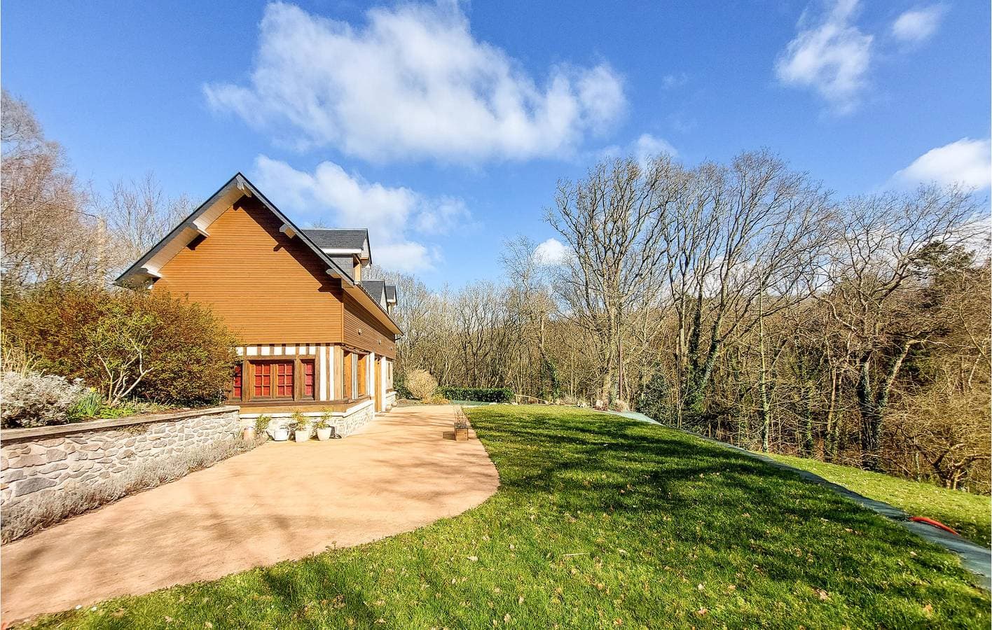 Foto 13 von 30: Gemütliche 90qm Vermietung mit Parkplatz, Garten & WiFi - nur 1km zum Strand!
