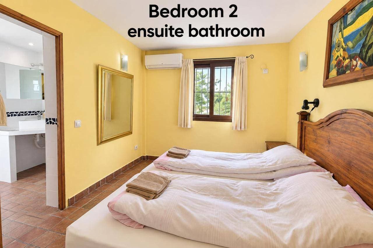 Foto 10 von 42: Three-Bedroom House