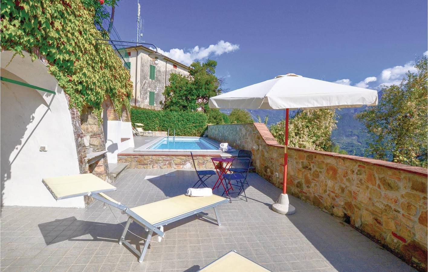 Foto 7 von 21: Apartment am Pool in Camaiore: WiFi, Feuerstelle und mehr!