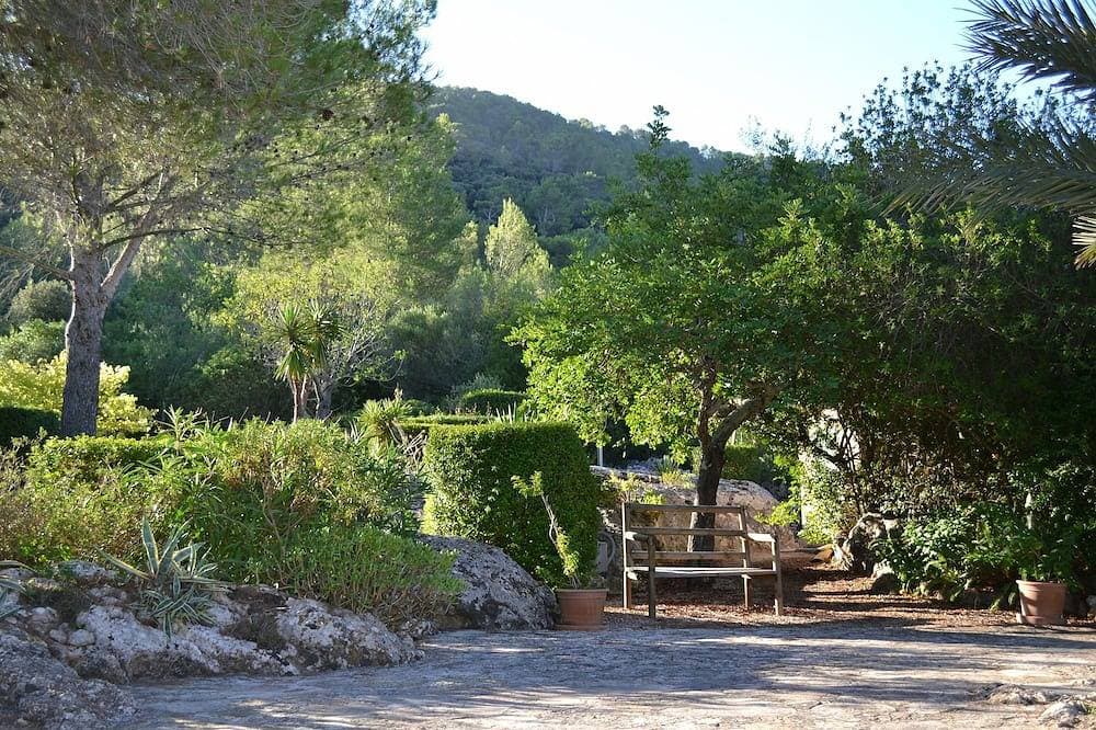 Foto 12 von 25: Abgeschiedene Villa mit privatem Pool und weitläufigem Garten im Campanet-Tal