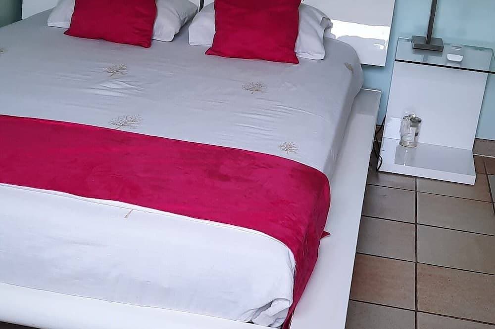 Foto 5 von 28: Detached villa with swimming pool and air conditioning between sea and mountains on the Côte d'Azur.