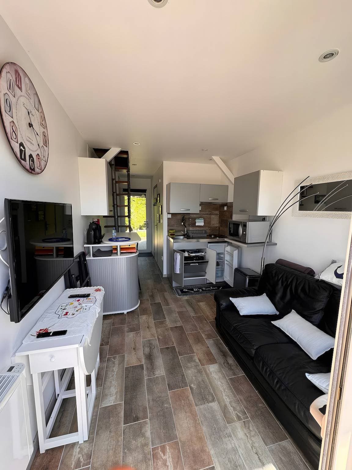 Foto 3 von 24: Ferienhaus 'Gîte Bord de Mer' mit Meerblick, privater Terrasse und WLAN