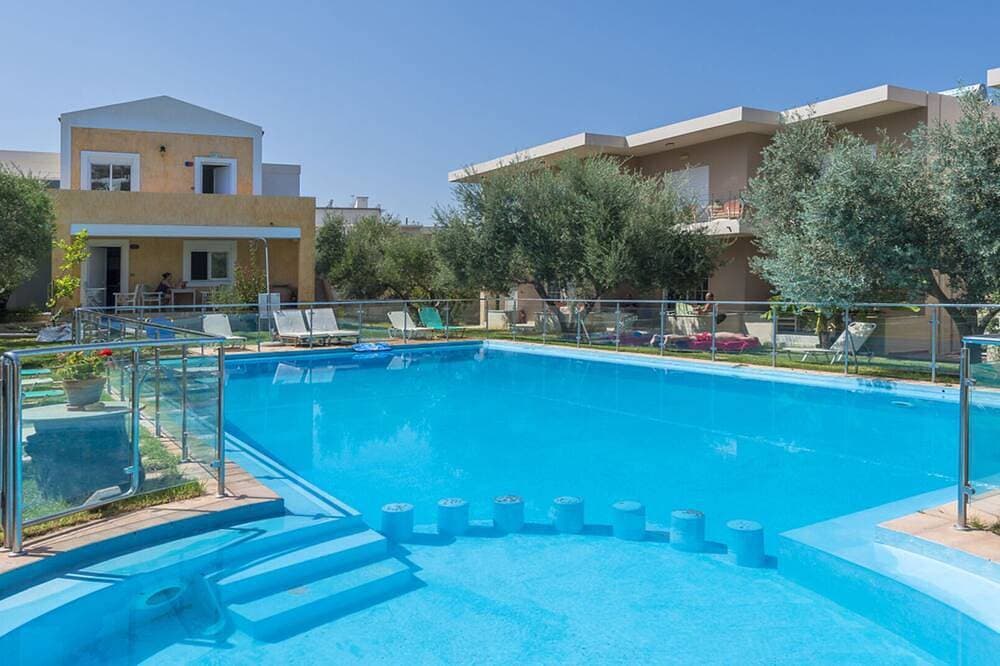 Foto 9 von 18: Cozy Apartment with Swimming Pool Near the Sea