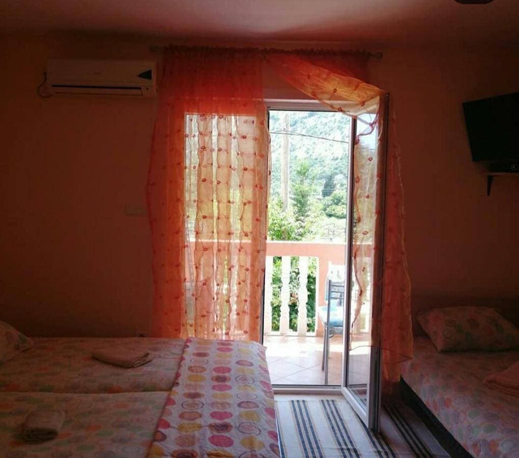 Foto 5 von 8: Studio with Balcony