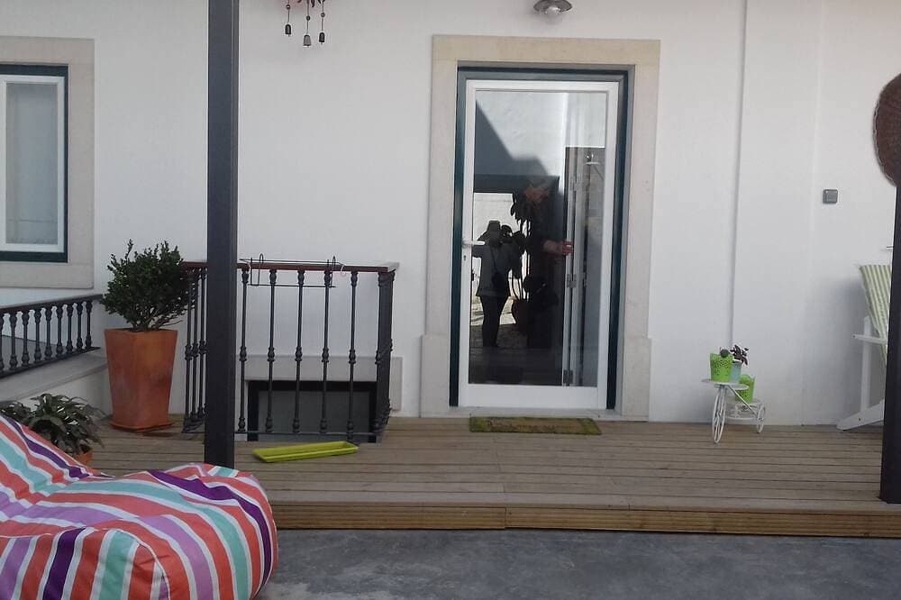 Foto 9 von 17: Courtyard House - Sun, Barbecue, 3 Gehminuten vom Strand entfernt
