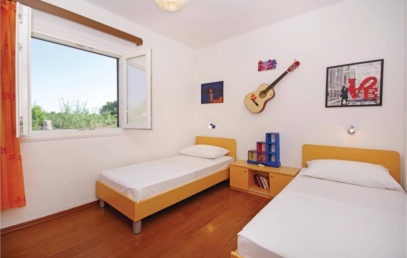 Foto 11 von 26: Modernes Apartment mit einem Schlafzimmer in der Nähe der Küste und des Stadtzentrums von Sucuraj