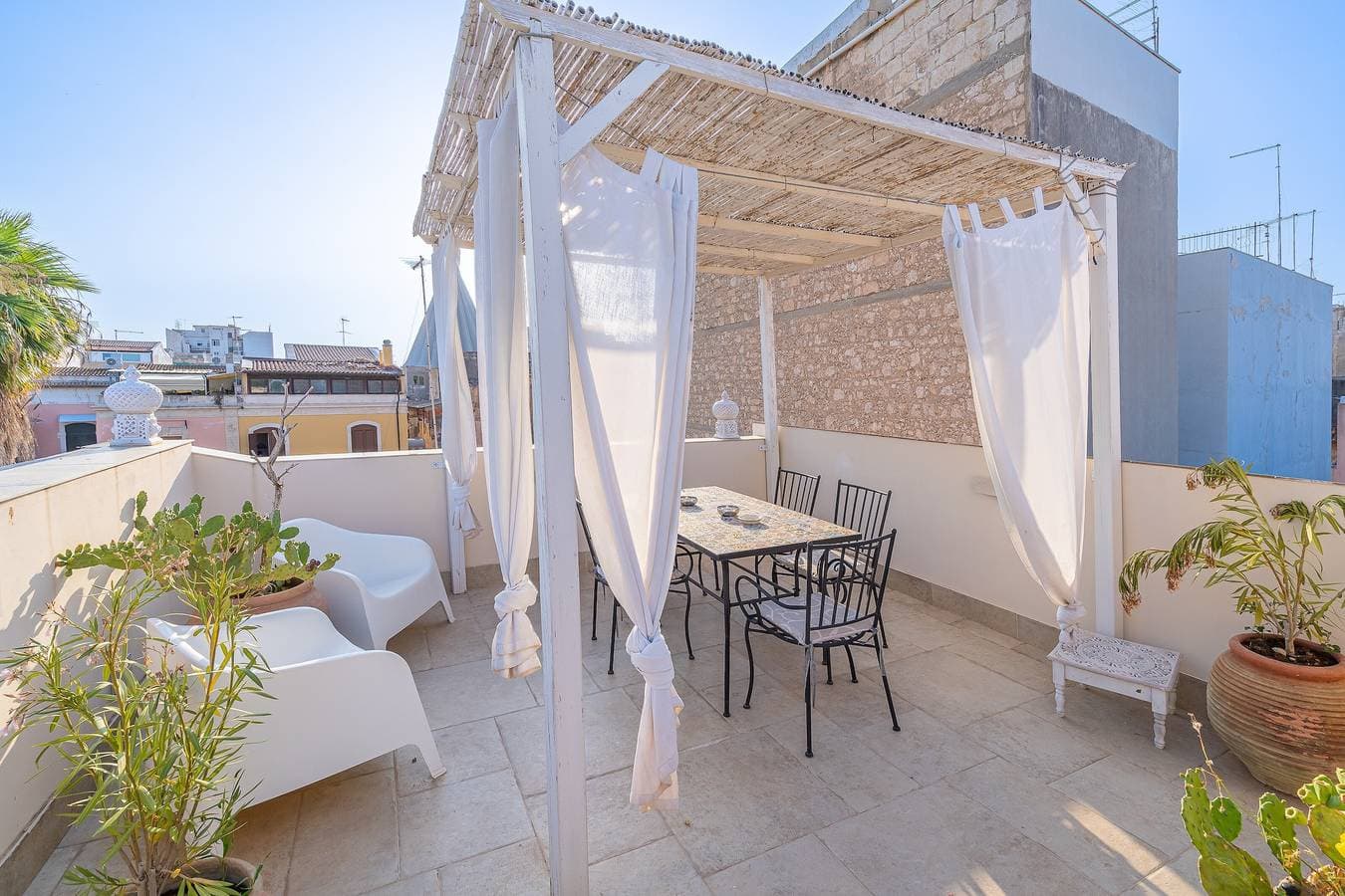 Foto 2 von 35: Ferienwohnung 'Mille E Una Notte - Suoni D'Acqua' mit Privatterrasse, Wi-Fi und Klimaanlage