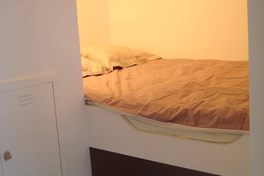 Foto 2 von 18: Studio cabine overlooking Port Vauban, min walk to old Antibes