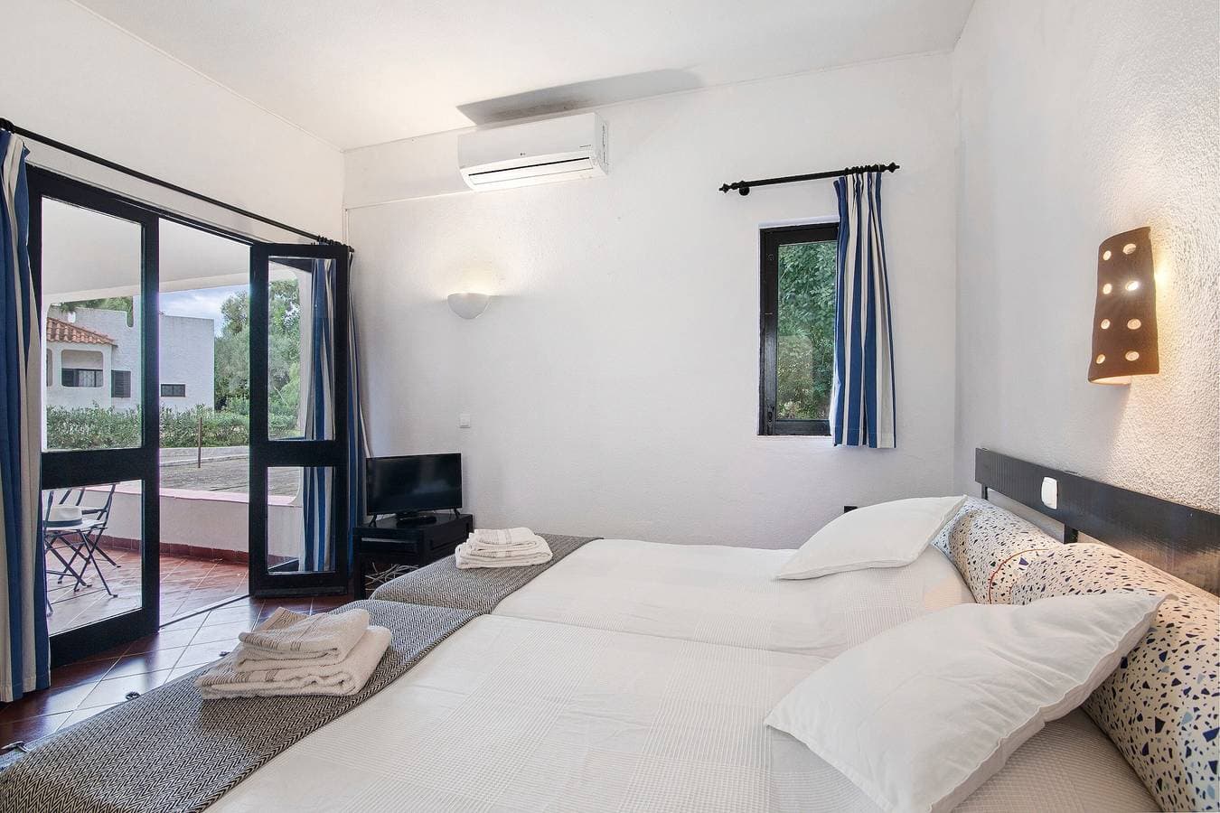 Foto 6 von 26: Ferienwohnung 'Cozy Studio Pedras Del Rei' mit Gemeinschaftspool, WLAN und Klimaanlage