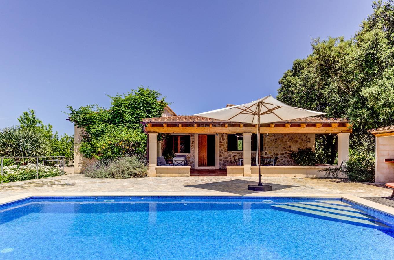 Foto 5 von 28: Villa Pontarro