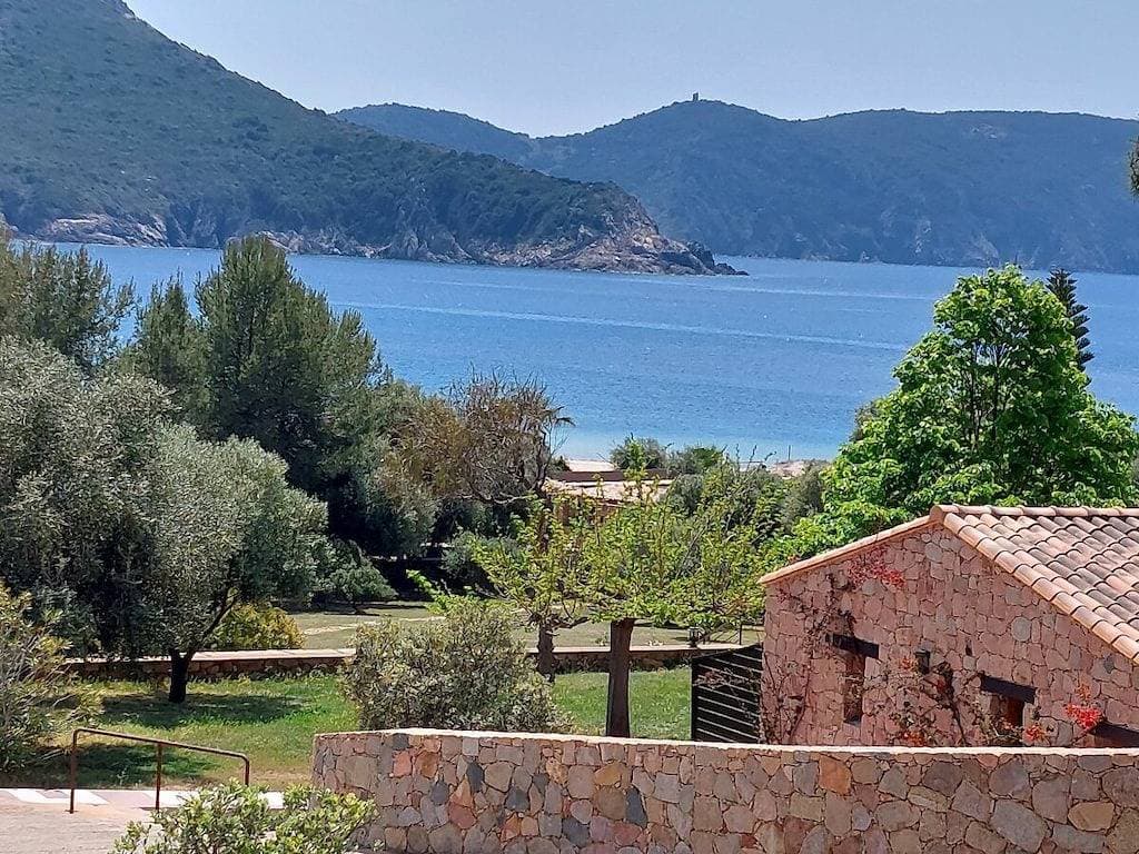 Ferienhaus Wohnung mit 2 Schlafzimmern am Strand 1