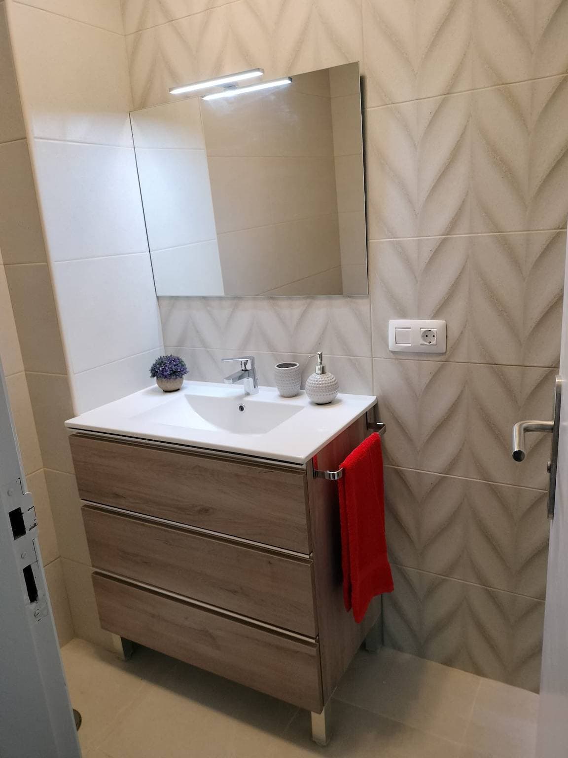 Foto 7 von 34: Apartamento Vacacional en El Pris terraza y vistas