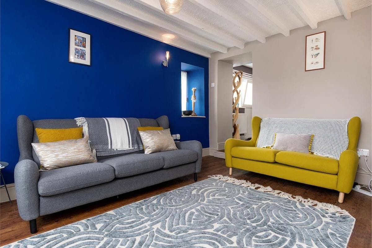Beautiful Cottage 1
